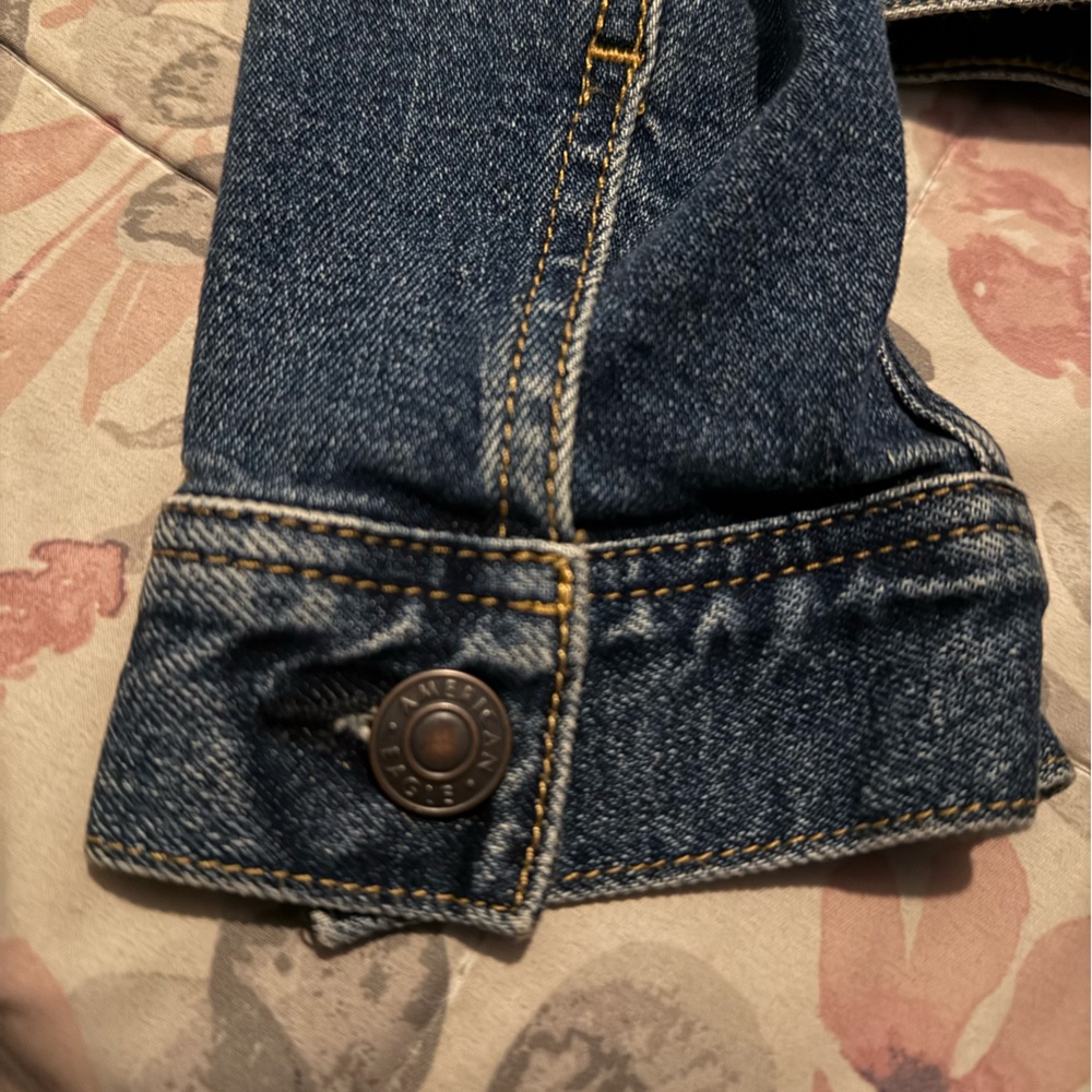 NWOT American Eagle Denim Jacket - Picture 5 of 7